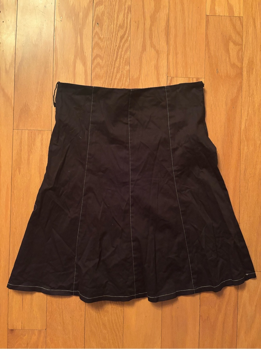 midi skirt with contrast stitching